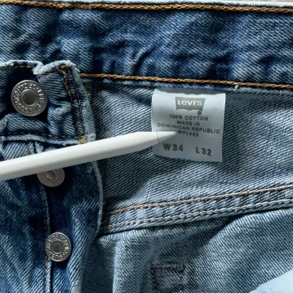 LEVI’s 501 Button Fly Jeans Med Wash 34/32 - Picture 3 of 5